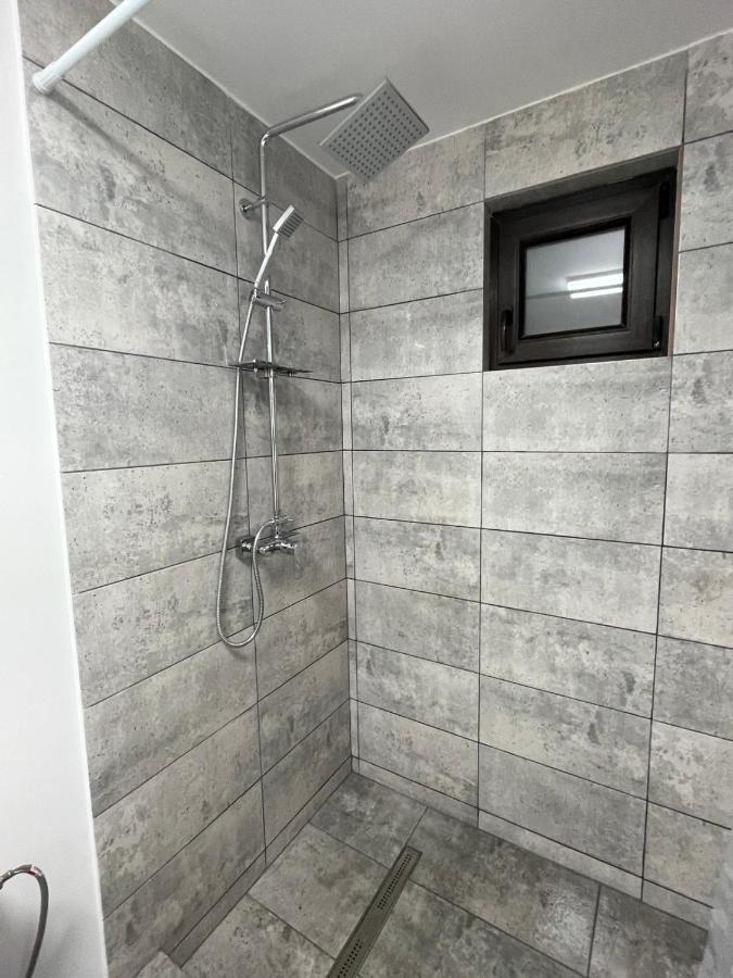 Appartamento Casa Dan Buzău Esterno foto