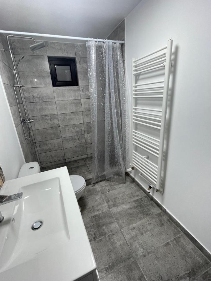 Appartamento Casa Dan Buzău Esterno foto