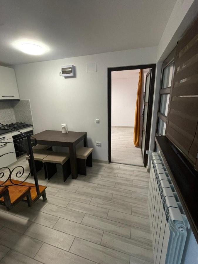 Appartamento Casa Dan Buzău Esterno foto